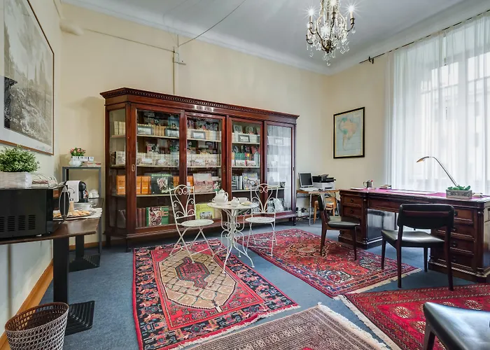 Charming Konukevi Roma