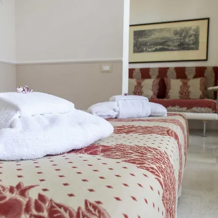 Πανσιόν Charming