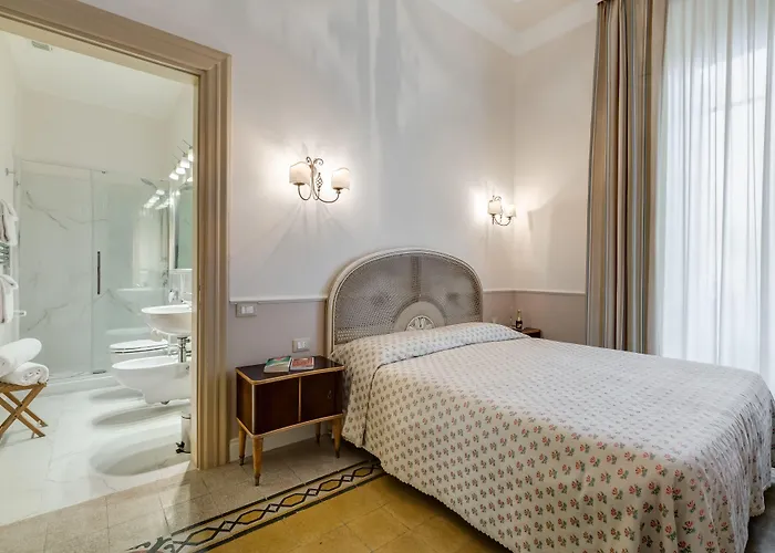 Πανσιόν Charming