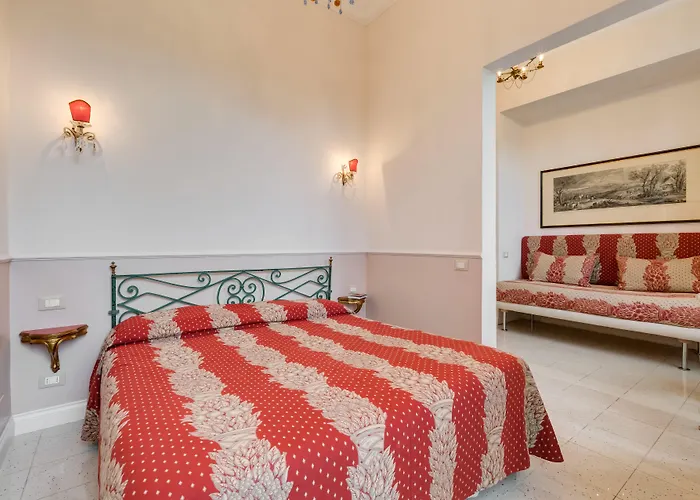 Charming Πανσιόν 4*