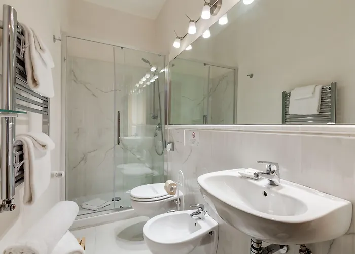 Πανσιόν Charming