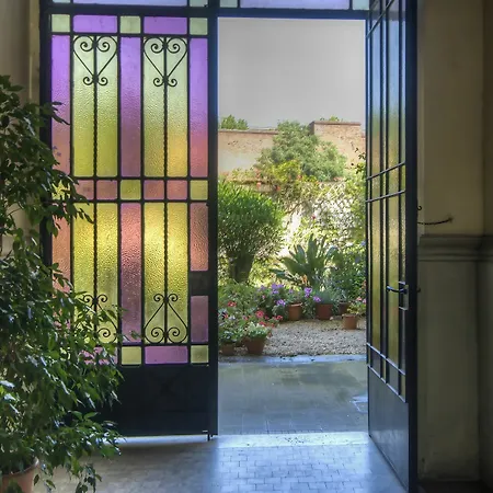 Charming Roma